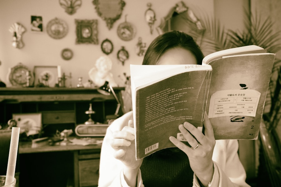 Photo The role of reading in improving English vocabulary