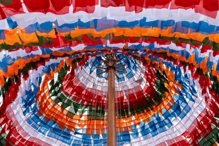 Photo Colorful flags